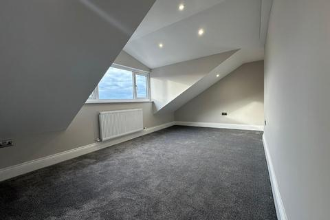 5 bedroom house to rent, Slaithwaite Road, Dewsbury