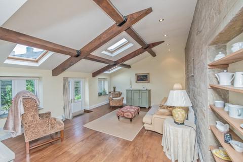 1048 Halifax Road, Scholes, Cleckheaton, BD19 6PE