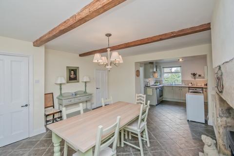 1048 Halifax Road, Scholes, Cleckheaton, BD19 6PE