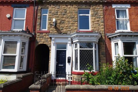 3 bedroom terraced house to rent, Southview Road, Sheffield, S7 1DD