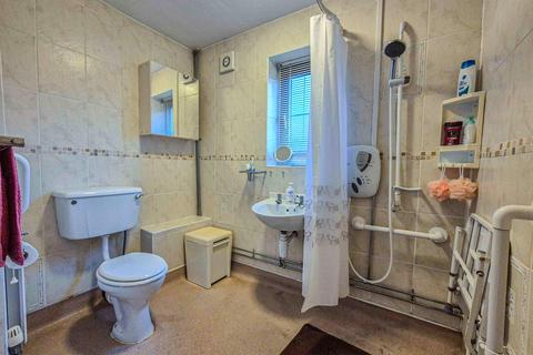 2 bedroom terraced house for sale, Wellyhole Street, Lees, Oldham, OL4