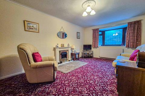 2 bedroom terraced house for sale, Wellyhole Street, Lees, Oldham, OL4