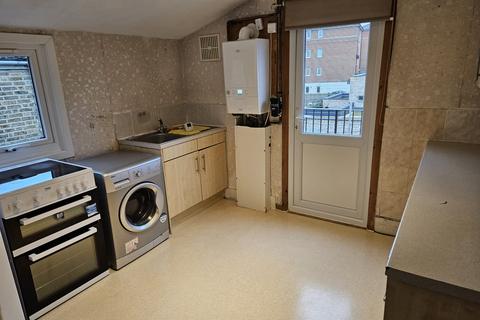 1 bedroom flat to rent, Church Street, London N9