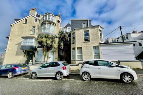 Freehold 16 Bedroom Commercial Property Located In Newquay, Cornwall