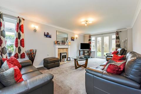 4 bedroom link detached house for sale, Barentin Way, Petersfield, Hampshire