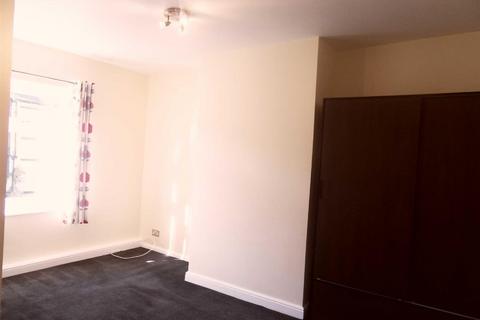 1 bedroom terraced house to rent, Farsley