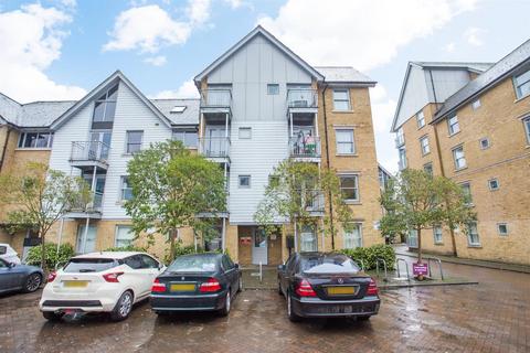 2 bedroom apartment to rent, Bingley Court, Canterbury, CT1