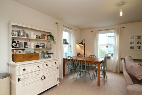 2 bedroom apartment to rent, Bingley Court, Canterbury, CT1