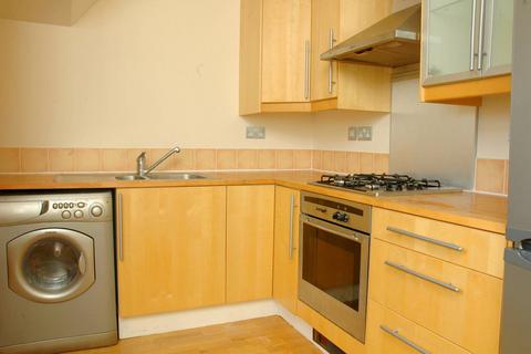 2 bedroom flat to rent, Merton Road, Wandsworth, London, SW18