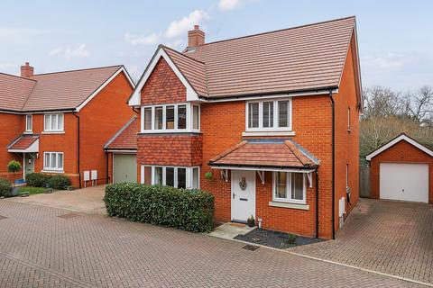 4 bedroom detached house for sale, Cleverley Rise, Bursledon, Hampshire, SO31