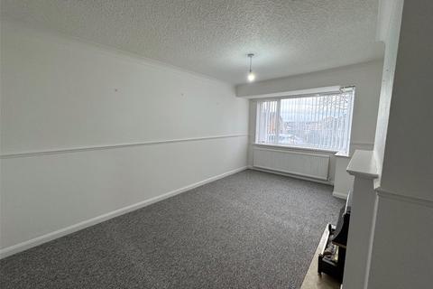 2 bedroom bungalow to rent, Clarkson Avenue, Heckmondwike, Kirklees, WF16