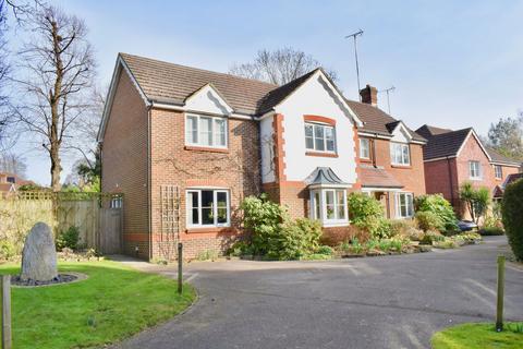 5 bedroom detached house for sale, Quarry Gardens, Leatherhead KT22