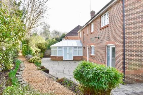 5 bedroom detached house for sale, Quarry Gardens, Leatherhead KT22