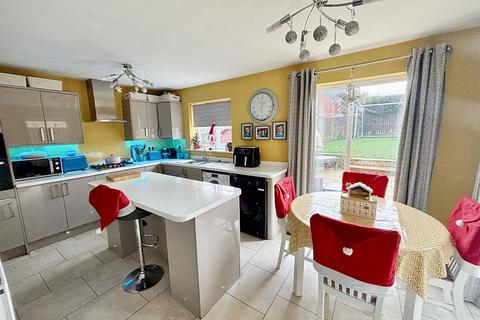 4 bedroom detached house for sale, Cloverhill Court, Stanley DH9