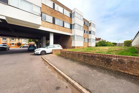 2 bedroom flat for sale, Winston Close, Romford RM7