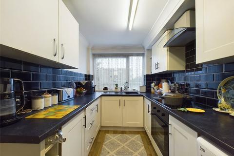 1 Winston Close, Romford, RM7 8LL