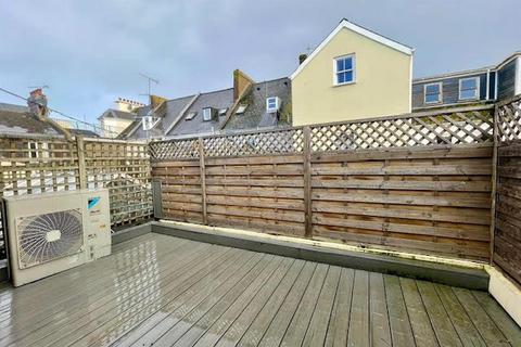 2 bedroom flat to rent, Waterloo Lane, Jersey JE2