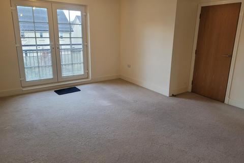 2 bedroom flat to rent, Crown Crescent, Larbert, FK5