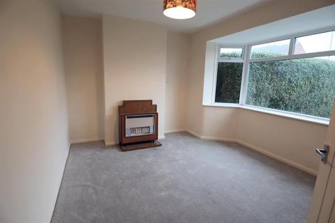 3 bedroom semi-detached house to rent, Woodland View, Oakham LE15