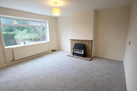 3 bedroom semi-detached house to rent, Woodland View, Oakham LE15