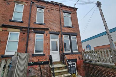 3 bedroom end of terrace house to rent, Roseville Road, Leeds, LS8 5DT