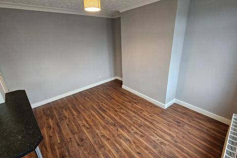 3 bedroom end of terrace house to rent, Roseville Road, Leeds, LS8 5DT