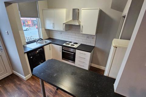 3 bedroom end of terrace house to rent, Roseville Road, Leeds, LS8 5DT