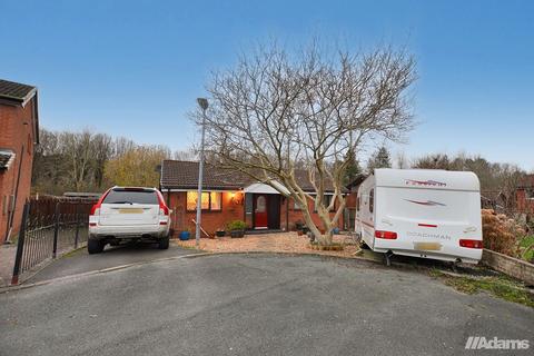 3 bedroom detached bungalow for sale, Aldersey Close, Runcorn