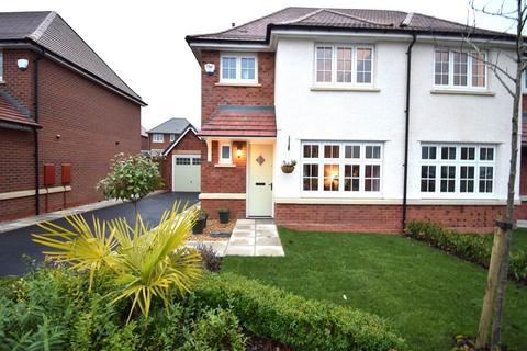 3 bedroom semi-detached house to rent, Montgomery Avenue, Henhull, Nantwich