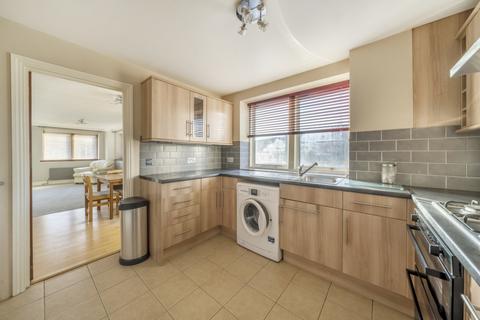 3 bedroom flat to rent, Stanstead Road London SE23