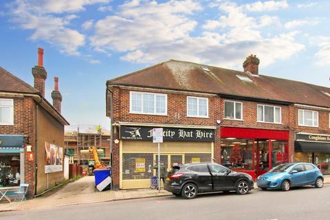 Property to rent, Station Road, West Wickham, BR4