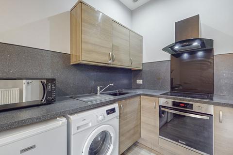 1 bedroom flat to rent, Deanston Drive, Shawlands, Glasgow, G41