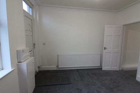 3 bedroom terraced house to rent, 24 Dennis Street, Netherfield