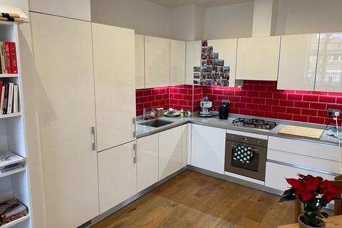 1 bedroom flat to rent, Halesworth court, Alfred Street, Bow E3