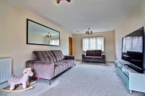 4 bedroom detached house for sale, Jennaway Gardens, Coventry CV4