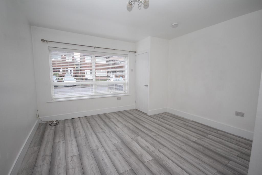 Open Plan Lounge/Dining Area