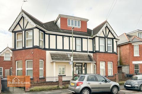 3 bedroom flat for sale, Walpole Road, Bournemouth