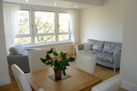 2 bedroom flat to rent, Hughenden Road, Hyndland, Glasgow, G12