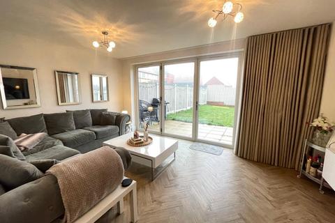 65 Collier Way, Mapplewell, Barnsley, S75 6GJ