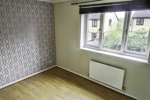68 Beverley Avenue, Nuneaton, CV10 9QG