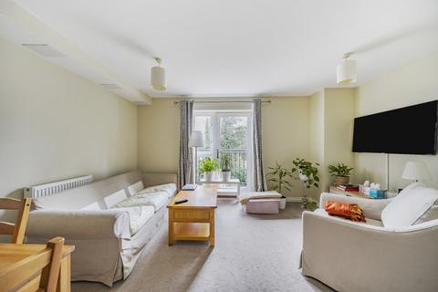 1 bedroom flat for sale, Ashbourne Court, Winton Close, Winchester, Hampshire, SO22