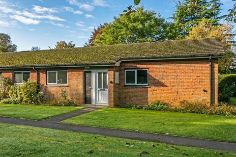 2 bedroom semi-detached bungalow for sale, Bedfield Lane, Headbourne Worthy, SO23