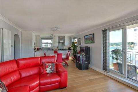 2 bedroom apartment for sale, Salterns Way, Lilliput, Poole, Dorset, BH14