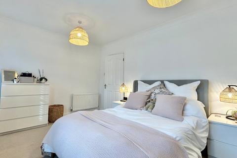 42 Alexandra Road, Basingstoke, RG21 7RQ