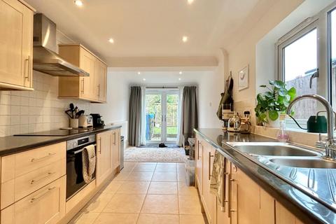 42 Alexandra Road, Basingstoke, RG21 7RQ