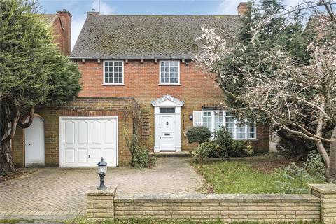 5 bedroom detached house for sale, Fairgreen East, Barnet, EN4