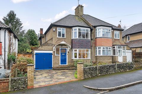 47 The Vale, Coulsdon, CR5 2AU