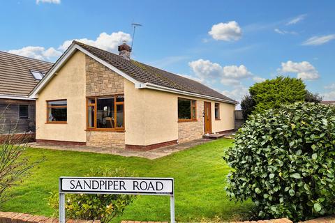 3 bedroom detached bungalow for sale, SPOONBILL CLOSE, PORTHCAWL, CF36 3UR 3