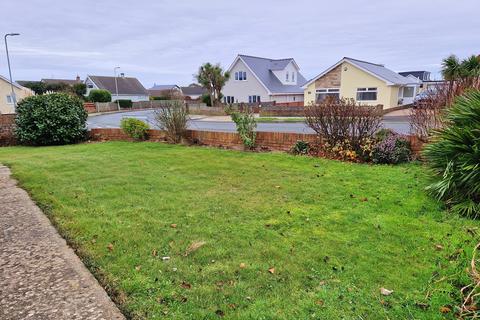 3 bedroom detached bungalow for sale, SPOONBILL CLOSE, PORTHCAWL, CF36 3UR 3