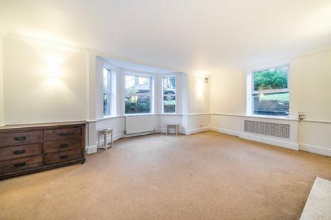 2 bedroom flat for sale, Avenue South, Surbiton KT5